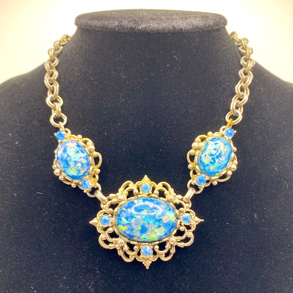 Silver & Blue Necklace - Picture 1 of 2